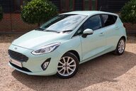 Ford Fiesta B AND O PLAY TITANIUM 1.0 44