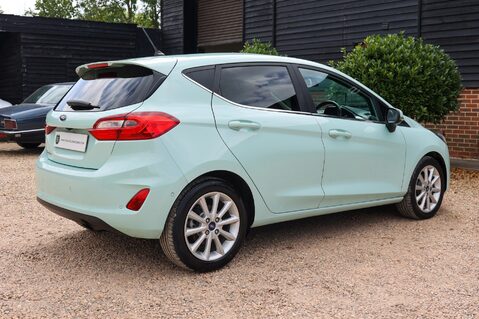 Ford Fiesta B AND O PLAY TITANIUM 1.0 50