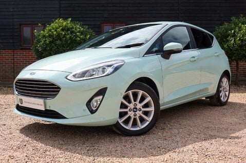 Ford Fiesta B AND O PLAY TITANIUM 1.0 43