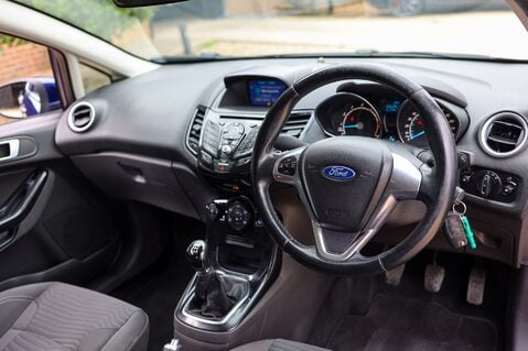 Ford Fiesta 1.2 ZETEC MANUAL 3