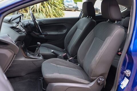 Ford Fiesta 1.2 ZETEC MANUAL 14