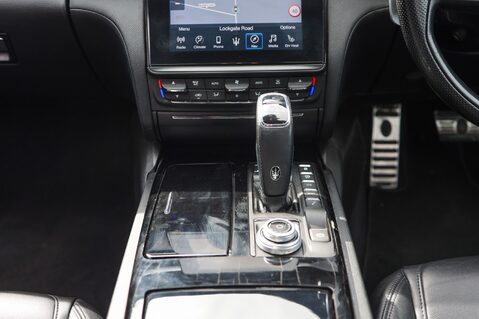 Maserati Quattroporte V6 3.0 ZF GRANSPORT 30