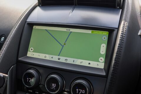 Jaguar F-Type 3.0 V6 R-DYNAMIC AUTO 27