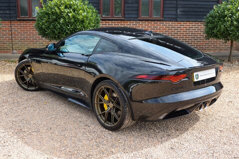 Jaguar F-Type 3.0 V6 R-DYNAMIC AUTO 64