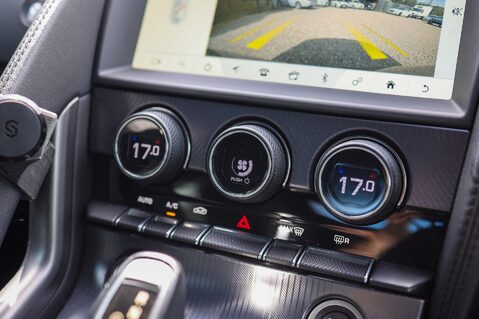Jaguar F-Type 3.0 V6 R-DYNAMIC AUTO 18