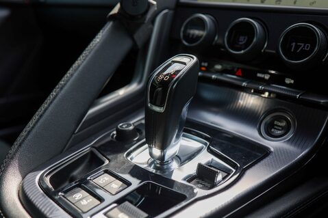 Jaguar F-Type 3.0 V6 R-DYNAMIC AUTO 21