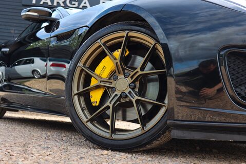 Jaguar F-Type 3.0 V6 R-DYNAMIC AUTO 54