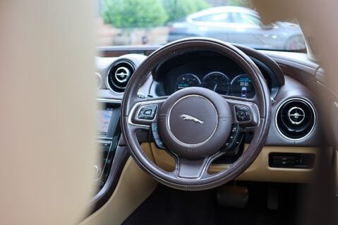 Jaguar XJ 3.0D V6 PORTFOLIO 17