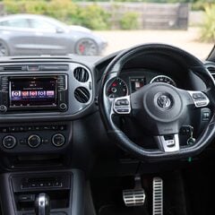 Volkswagen Tiguan R LINE EDITION 2.0 TDI BMT 4MOTION DSG 1
