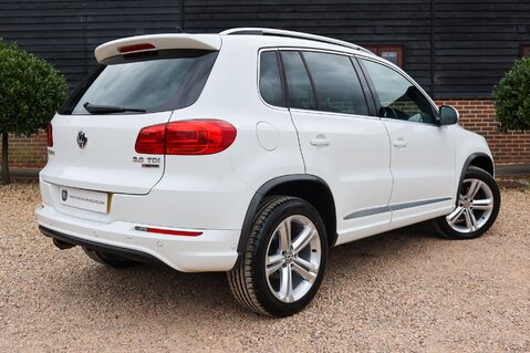 Volkswagen Tiguan R LINE EDITION 2.0 TDI BMT 4MOTION DSG 60