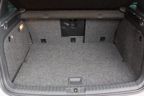 Volkswagen Tiguan R LINE EDITION 2.0 TDI BMT 4MOTION DSG 39