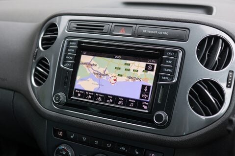 Volkswagen Tiguan R LINE EDITION 2.0 TDI BMT 4MOTION DSG 20