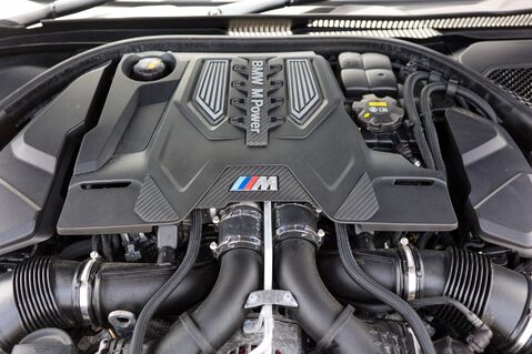 BMW M5 COMPETITION 4.4 V8 55