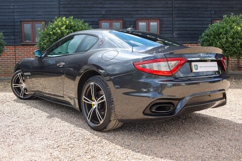 Maserati Granturismo SPORT 4.7 V8 AUTO 2