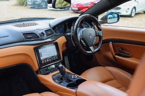 Maserati Granturismo SPORT 4.7 V8 AUTO 4