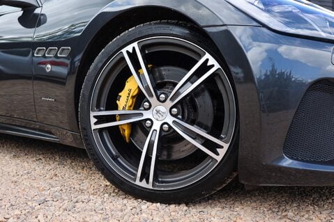 Maserati Granturismo SPORT 4.7 V8 AUTO 51
