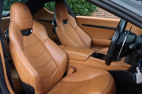 Maserati Granturismo SPORT 4.7 V8 AUTO 3