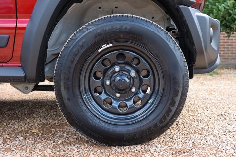 Suzuki Jimny 1.5 LCV ALLGRIP Manual 4