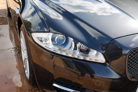 Jaguar XJ 3.0D V6 PREMIUM LUXURY SWB 44