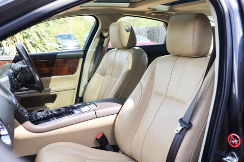 Jaguar XJ 3.0D V6 PREMIUM LUXURY SWB 15