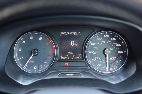 SEAT Leon 2.0 TSI CUPRA 300 DSG 19