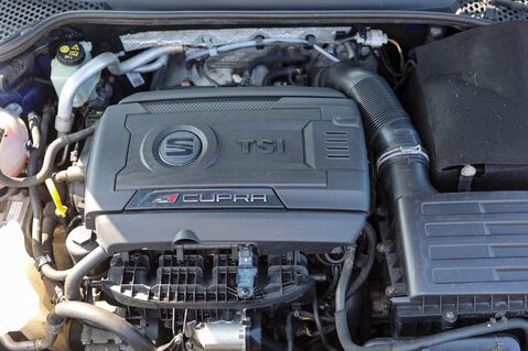 SEAT Leon 2.0 TSI CUPRA 300 DSG 45