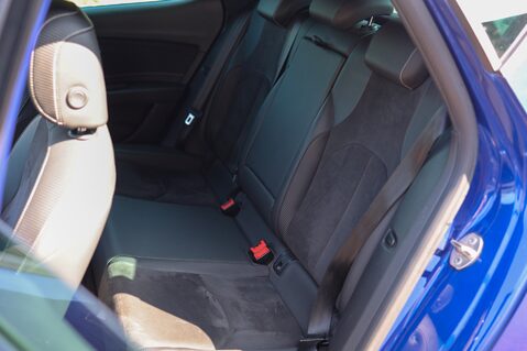 SEAT Leon 2.0 TSI CUPRA 300 DSG 32