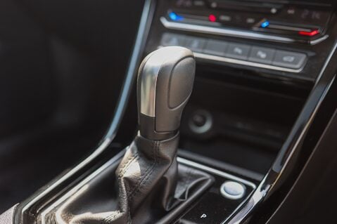 Volkswagen Touran SEL 1.5 TSI DSG 7 SEAT 33