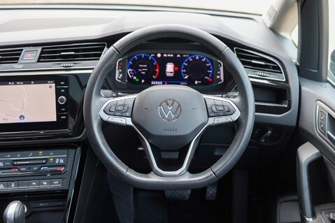 Volkswagen Touran SEL 1.5 TSI DSG 7 SEAT 20
