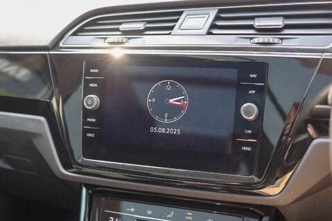 Volkswagen Touran SEL 1.5 TSI DSG 7 SEAT 23