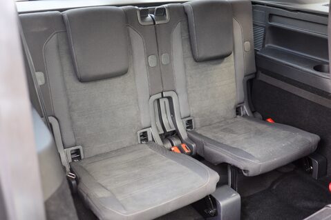 Volkswagen Touran SEL 1.5 TSI DSG 7 SEAT 42