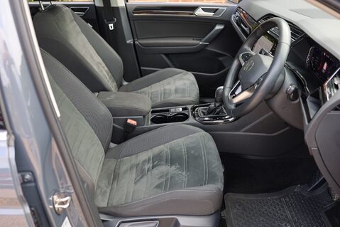 Volkswagen Touran SEL 1.5 TSI DSG 7 SEAT 5