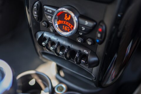 Mini Countryman COOPER D 1.6 BUSINESS 24