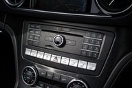 Mercedes-Benz SL Series SL500 AMG LINE PREMIUM 4.7 V8 29