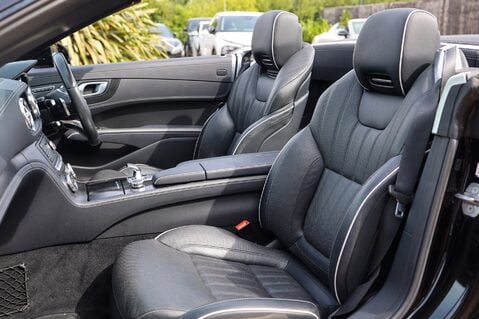 Mercedes-Benz SL Series SL500 AMG LINE PREMIUM 4.7 V8 36