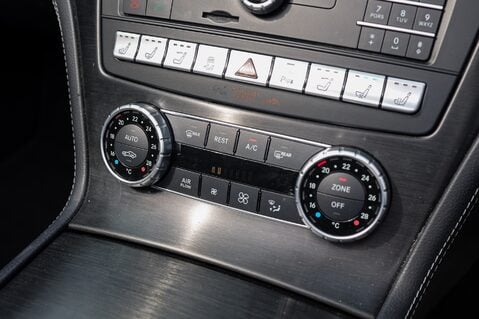 Mercedes-Benz SL Series SL500 AMG LINE PREMIUM 4.7 V8 21