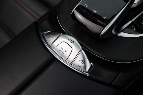 Mercedes-Benz E Class E53 AMG 3.0 4MATIC PREMIUM PLUS MHEV 32