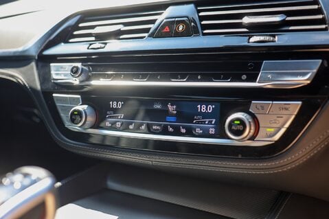 BMW M5 4.4 V8 COMPETITION 23