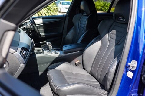 BMW M5 4.4 V8 COMPETITION 14