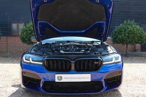 BMW M5 4.4 V8 COMPETITION 64