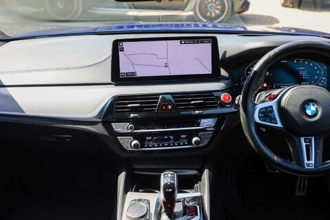 BMW M5 4.4 V8 COMPETITION 16