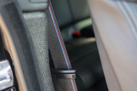 BMW 4 Series M4 CS 3.0 BiTURBO DCT 22