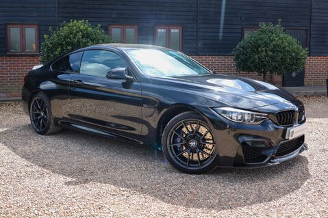 BMW 4 Series M4 CS 3.0 BiTURBO DCT 52