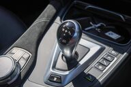 BMW 4 Series M4 CS 3.0 BiTURBO DCT 31