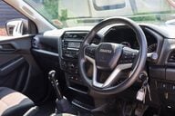 Isuzu D-Max 1.9 UTILITY DCB MANUAL 10