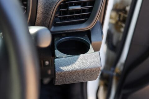 Isuzu D-Max 1.9 UTILITY DCB MANUAL 20