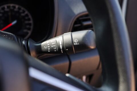 Isuzu D-Max 1.9 UTILITY DCB MANUAL 22