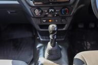 Isuzu D-Max 1.9 UTILITY DCB MANUAL 17