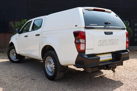 Isuzu D-Max 1.9 UTILITY DCB MANUAL 2