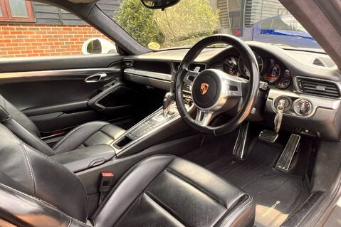 Porsche 911 CARRERA 3.4 PDK 5